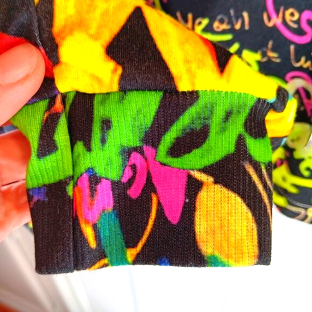 NWOT Shein Women's Graffiti Cropped Hoodie Size S Multi-Color Crop Top - Picture 7 of 13